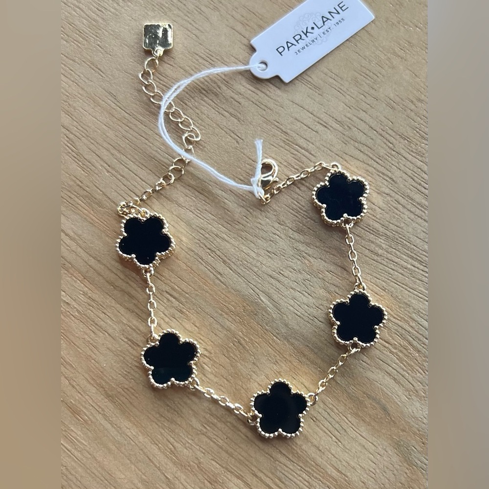 Park Lane Gold and Black Ivy Bracelet